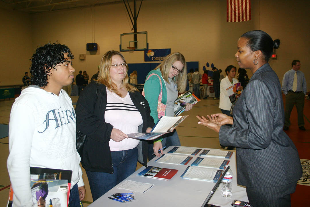  Universities meet CCCC students at University Transfer Day