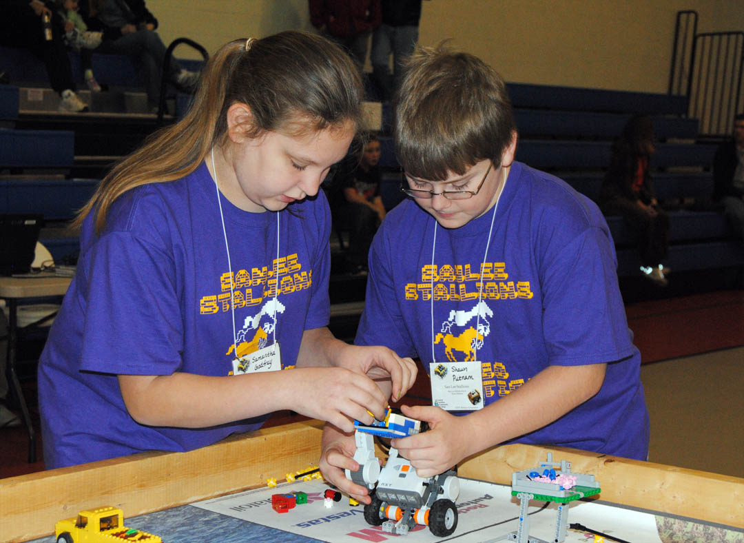 Fun and learning at CCCC Robotics Competition
