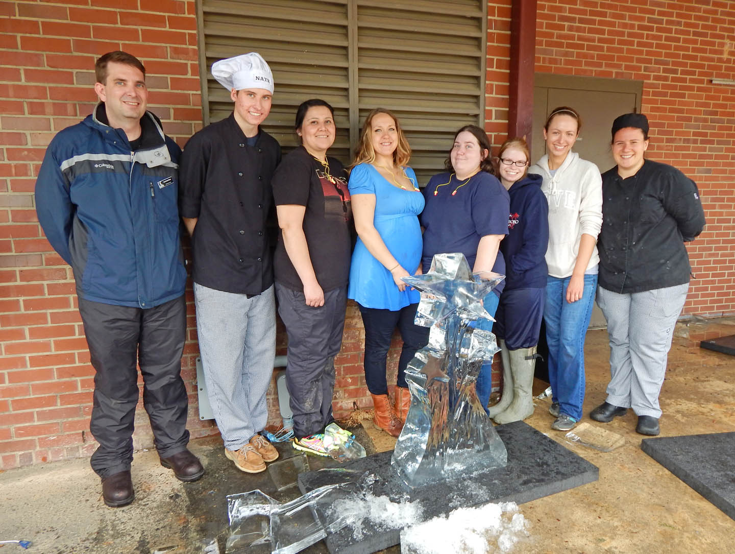 CCCC culinary students create ice art