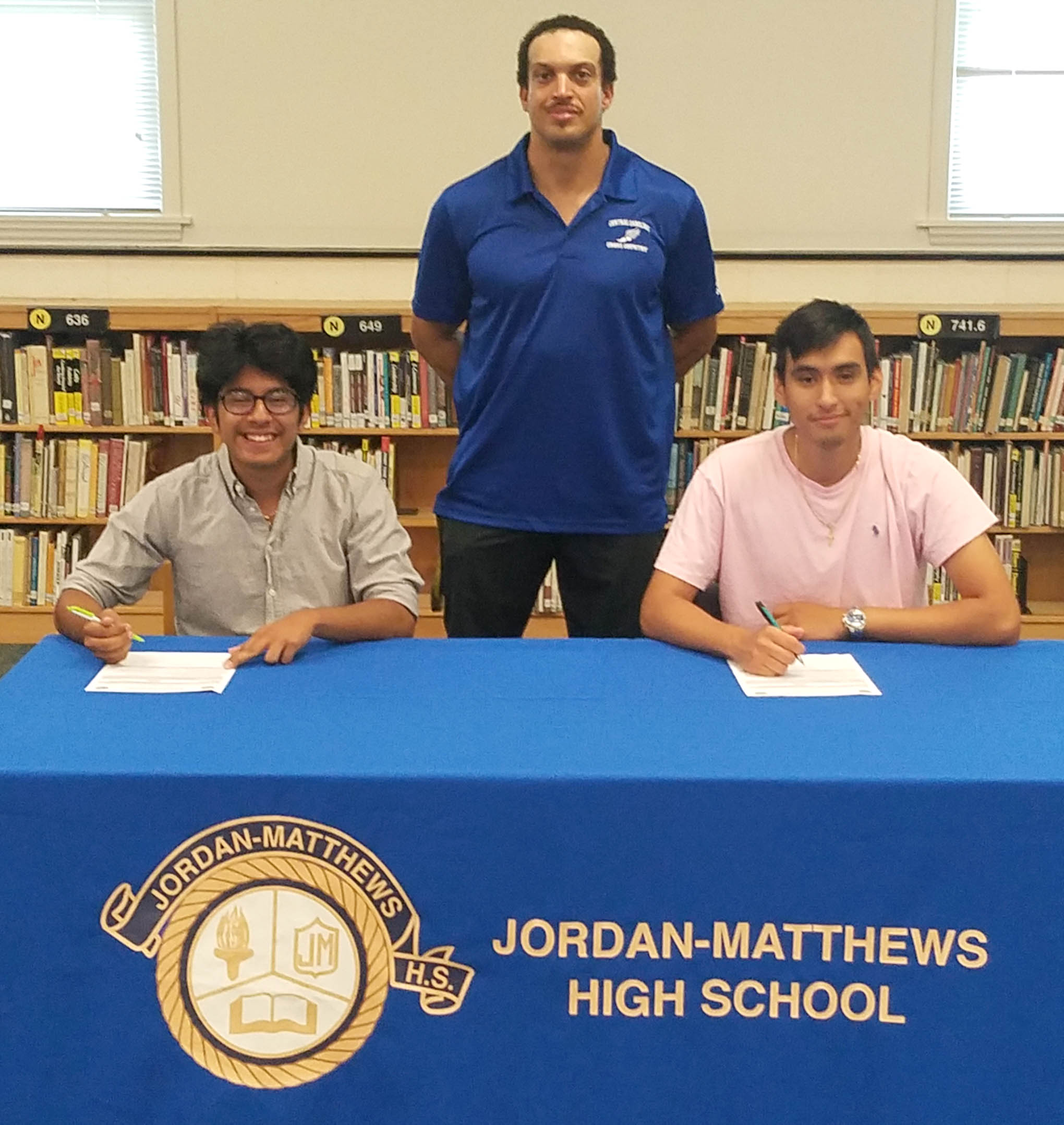 CCCC cross country signs Girron, Jucinto